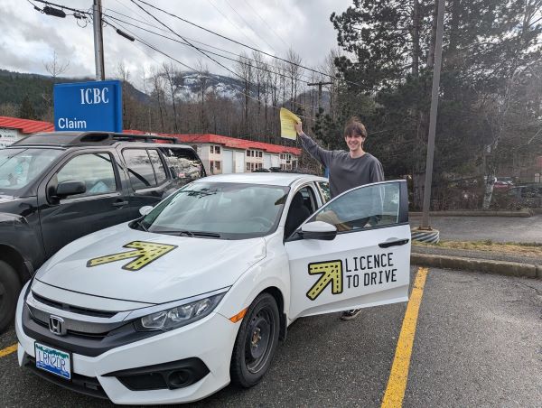 Licence to drive school car